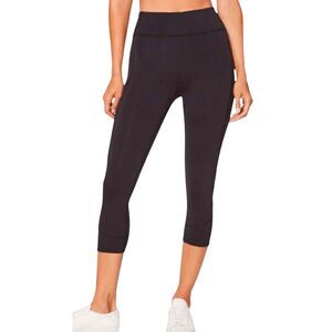 LULULEMON ATHLETICA In Movement Crop 'Everlux 19' In Black Size 2